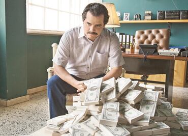 Mil vestuarios para la serie Narcos