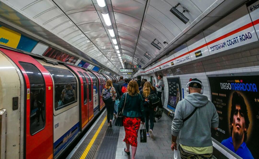 El estudio ha encontrado estafilococos multirresistentes en muestras tomadas en lugares públicos como el metro de Londres. Foto: SInc