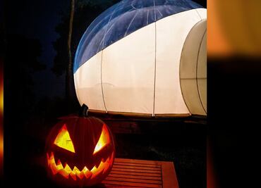 Celebra Halloween en Alpino, el primer hotel burbuja de CDMX
