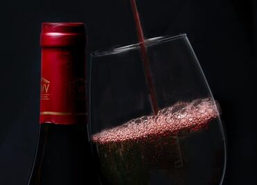 ¿Qué tan cierto es que el vino tinto es saludable?