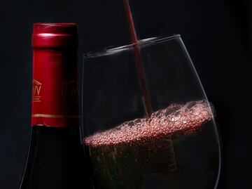 ¿Qué tan cierto es que el vino tinto es saludable?