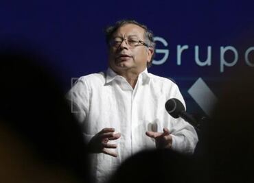 Petro suspende órdenes de captura y extradición de negociadores del ELN