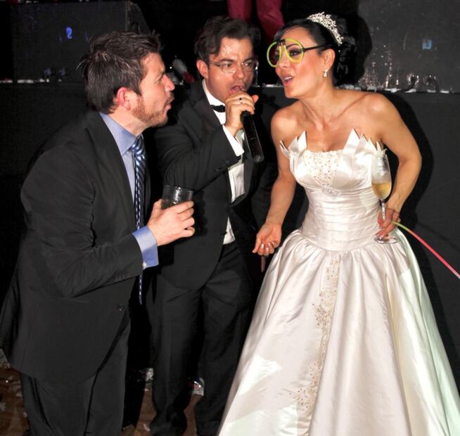 Maribel Guardia usó un vestido diseñado por Mitzy el día de su boda.
Foto: Instagram