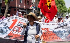Marcha la CNTE para exigir que la Presidenta oiga demandas