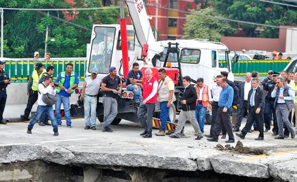 Presentan denuncia contra Ruiz Esparza por socavón en Paso Exprés