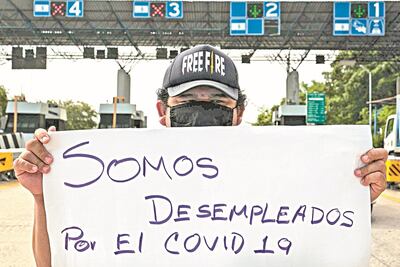 Suben retiros por desempleo; decrecen para matrimonios