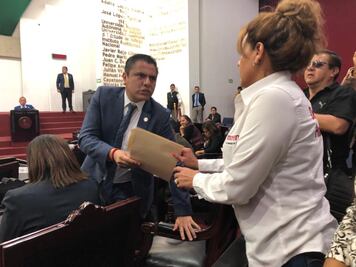Piden a diputado de Hidalgo disculparse por publicación sobre aborto; él asegura que lo analiza