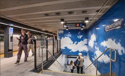 Yoko Ono baja el cielo a estaciones del metro en NY