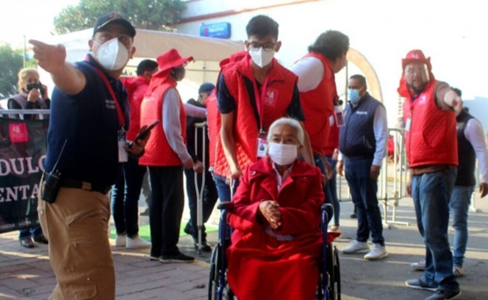 Zona oriente del Valle de México, en proceso de inmunización de Covid en adultos mayores