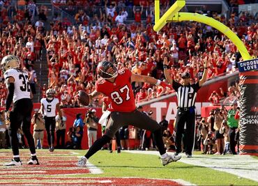 Bucs vencen a Saints, amarran título del Sur y la última plaza de 'playoff' en NFC