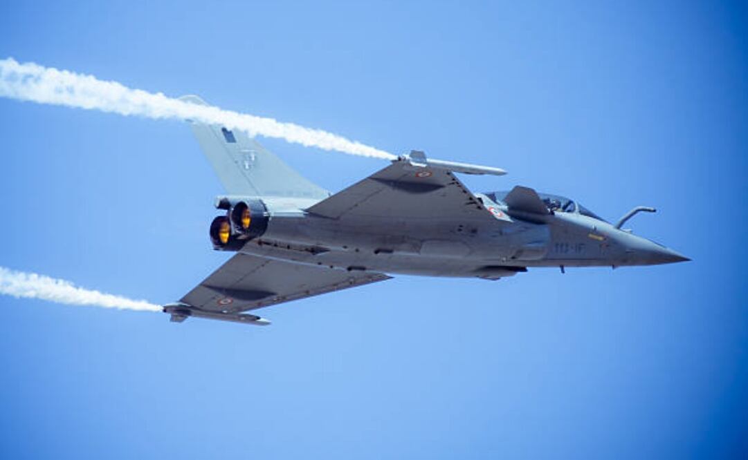 El Rafale es el caza más avanzado de Francia, un avión de combate polivalente de alta tecnología con ala en delta. Foto: iStock