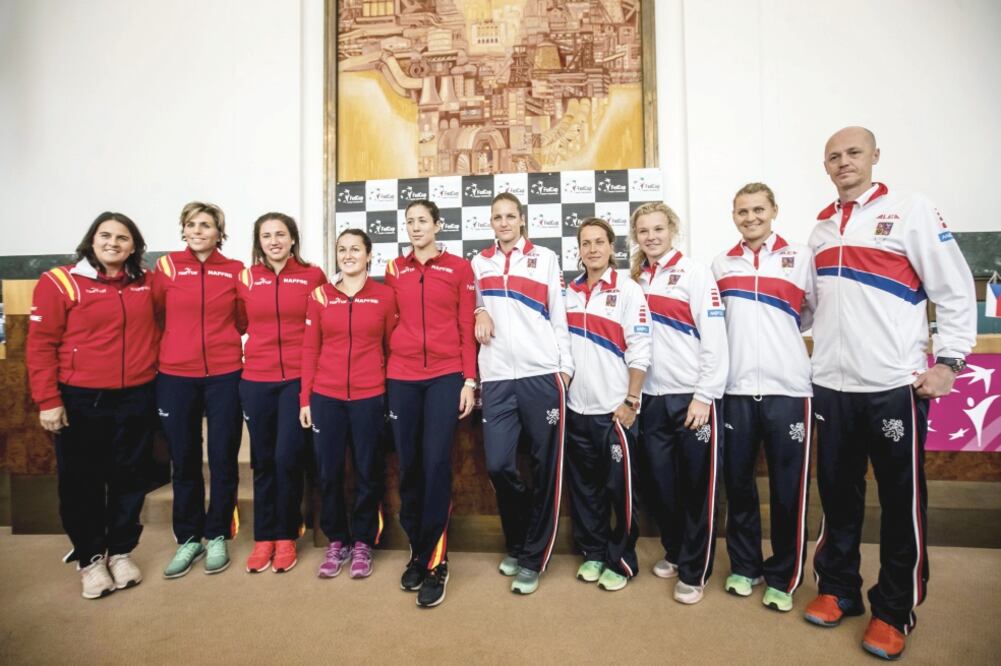 Los equipos se medirán en el Ostravar Arena (MARTIN DIVISEK. EFE)