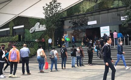Aún con semáforo rojo, plazas comerciales abren sus puertas en Edomex