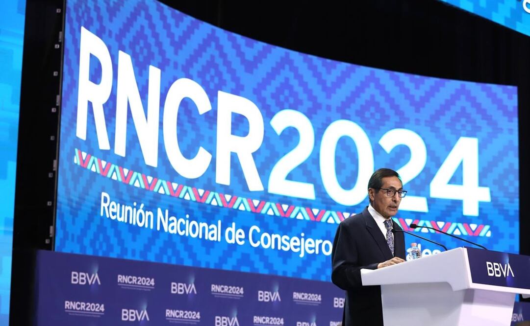 El secretario de Hacienda, Rogelio Ramírez de la O, detalló que la creación del Fondo de Pensiones para el Bienestar obedece a la llegada de la primera ola de trabajadores que se jubilarán bajo el sistema de Afore. Foto: Especial.