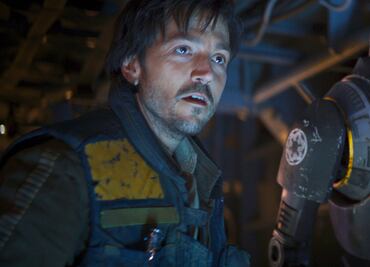 Cecilia de la Cueva aplaude al rebelde Cassian Andor