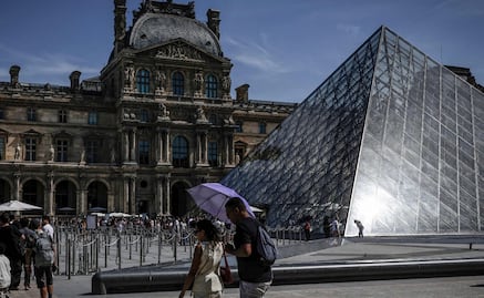 El Louvre está "al límite" y enfrenta millonaria renovación tras fallas de seguridad
