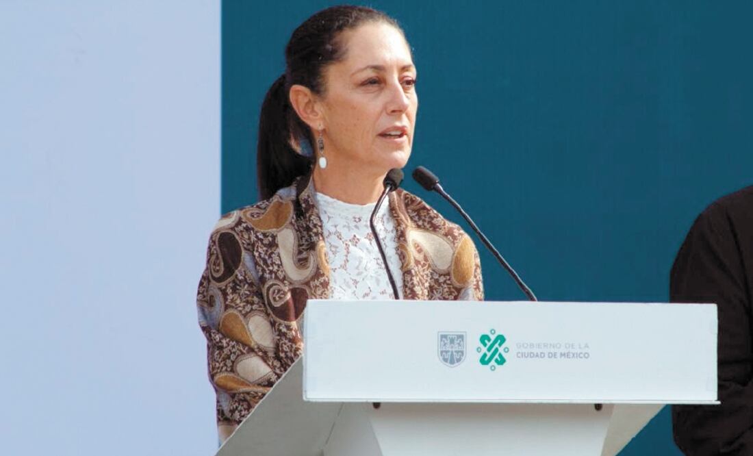 La jefa de Gobierno dijo en la entrega de patrullas en Tlalpan que impulsar la formación de médicos es un proyecto que le entusiasma. Foto/ESPECIAL