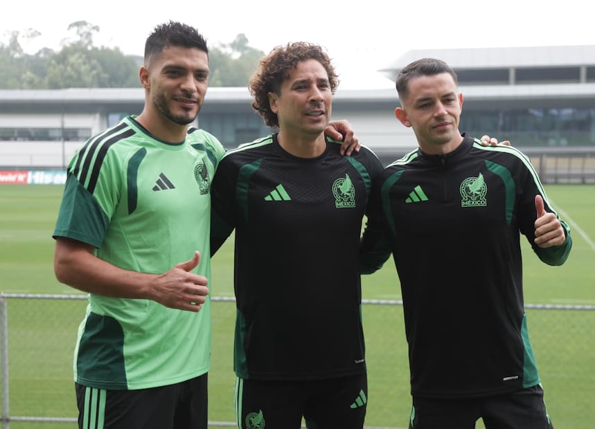Raúl Jiménez, Guillermo Ochoa y Álvaro Fidalgo con la Selección Mexicana, durante el Mundial de 2026 - Foto: Carlos Mejía | EL UNIVERSAL