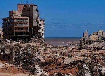 Cifra de víctimas mortales por inundaciones en Libia asciende a 11 mil 300 en Derna