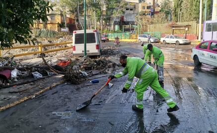 Autoridades atienden afectaciones por inundaciones en vialidades de Álvaro Obregón