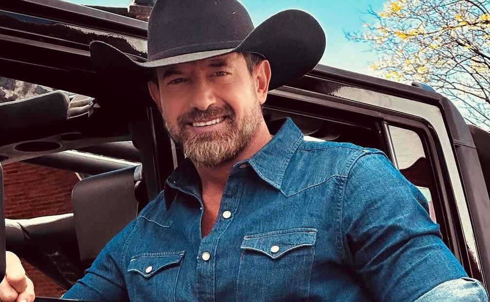 El actor protagonizará le nueva telenovela de Televisa, "Monteverde". Foto: Instagram.