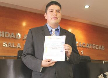 De familia dedicada a la agricultura, ganador de oratoria en Zacatecas