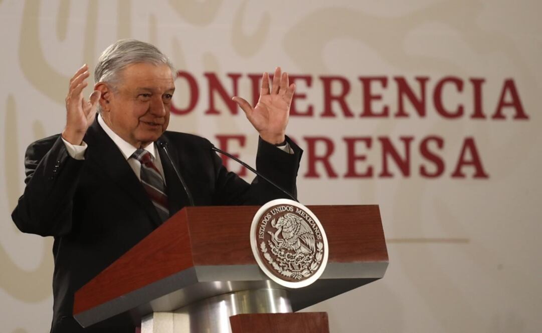 El presidente Andrés Manuel López Obrador envió un mensaje a las bases magisteriales. Foto: Germán Espinosa