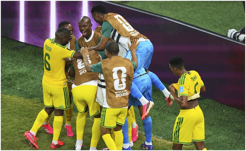 Sudáfrica en festejo de gol, tras derrotar a Corea del Sur en la Fase de Grupos del Mundial de 2026 - Foto: Imago7