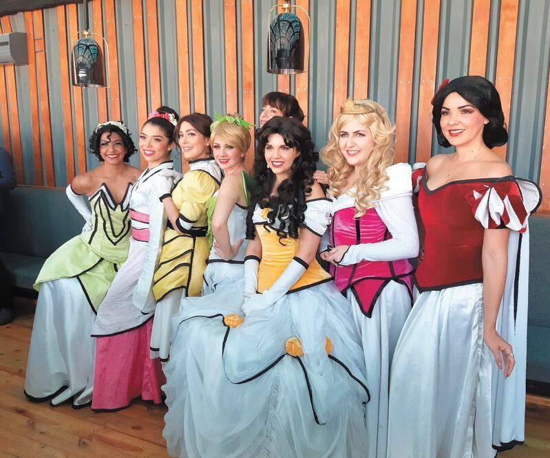 La obra 12 princesas en pugna apuesta al empoderamiento femenino. Foto: SUGHEY BAÑOS. EL UNIVERSAL