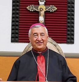 Investigan a obispo por conducta inapropiada