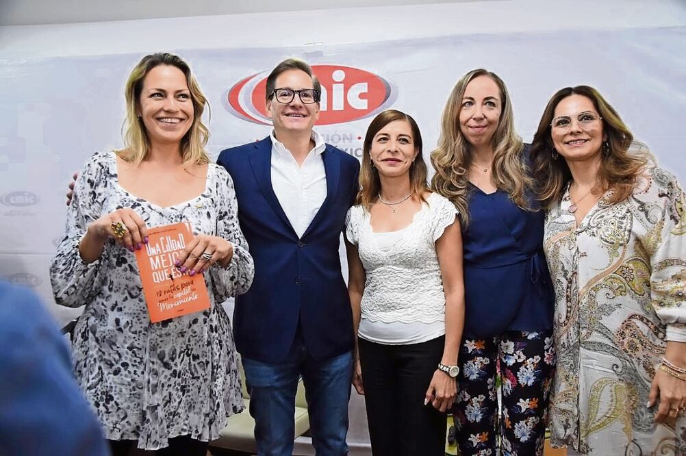 Al reunirse con la Cámara Mexicana de la Industria de la Construcción, Salomón Chertorivski expuso que la Ciudad necesita a alguien que realmente entienda de planeación y finanzas. Foto: Especial