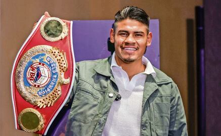 Vaquero Navarrete, de trabajar de albañil a ser campeón del mundo en boxeo; va por otra defensa ante Charly Suarez