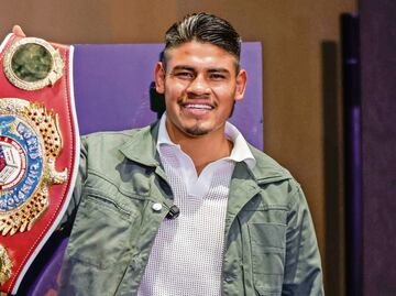 Vaquero Navarrete, de trabajar de albañil a ser campeón del mundo en boxeo; va por otra defensa ante Charly Suarez