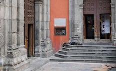 Un indigente, el "guardián" de los restos de Hernán Cortés; feligreses piden que permanezcan en México