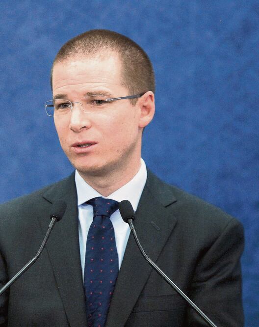 Aspirantes dicen que Anaya intentó “chamaquearlos”