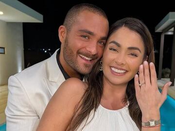 Claudia Martín y Carlos Said se comprometen; "lo mejor de la vida eres tú", dice la actriz