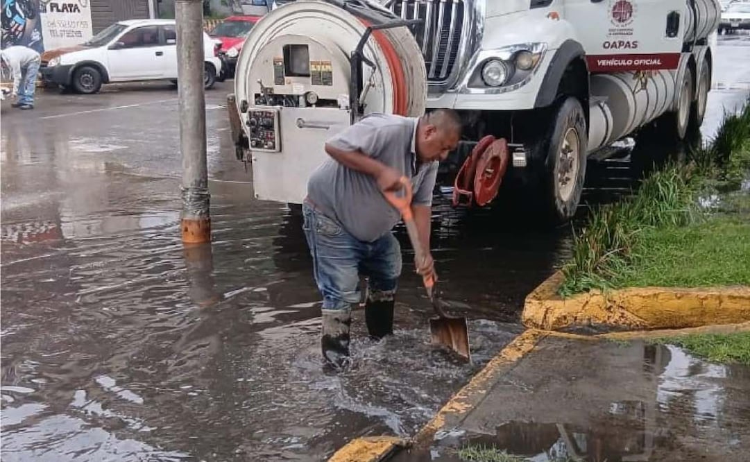 Fuertes lluvias movilizan operativos en Edomex; autoridades alertan por más precipitaciones.
Foto: Especial.