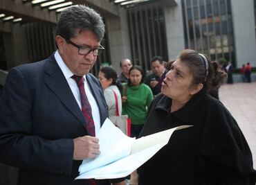 Monreal no frenará investigaciones sobre documentos