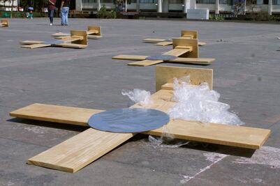 Confirman que daños a obra de Yoko Ono los causó el viento