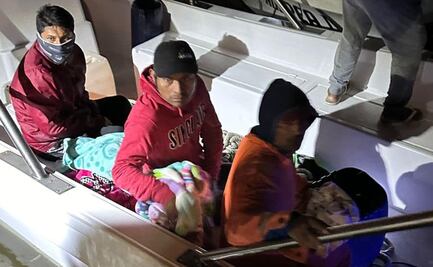 Rescatan a 4 pescadores que estaban extraviados en altamar en Quintana Roo