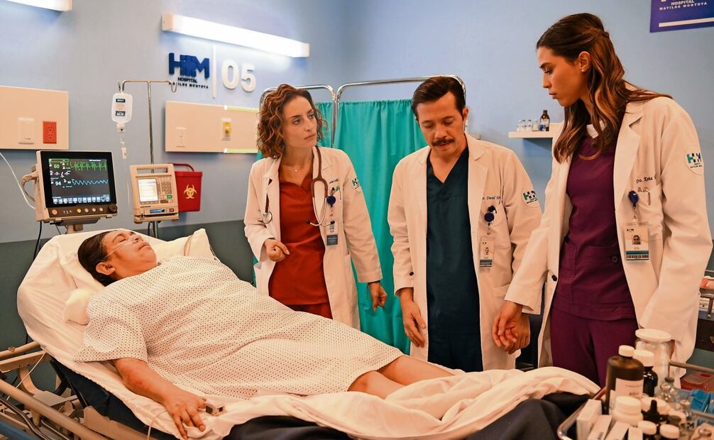 Su personaje cree además en el esoterismo. Foto: Azteca