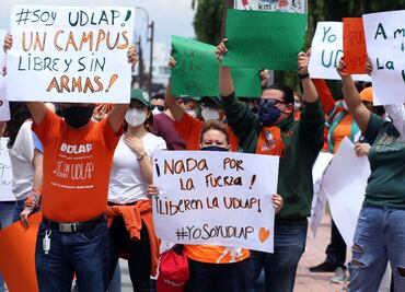 Más de 300 intelectuales se suman al rechazo de la presencia de fuerzas armadas en la UDLAP