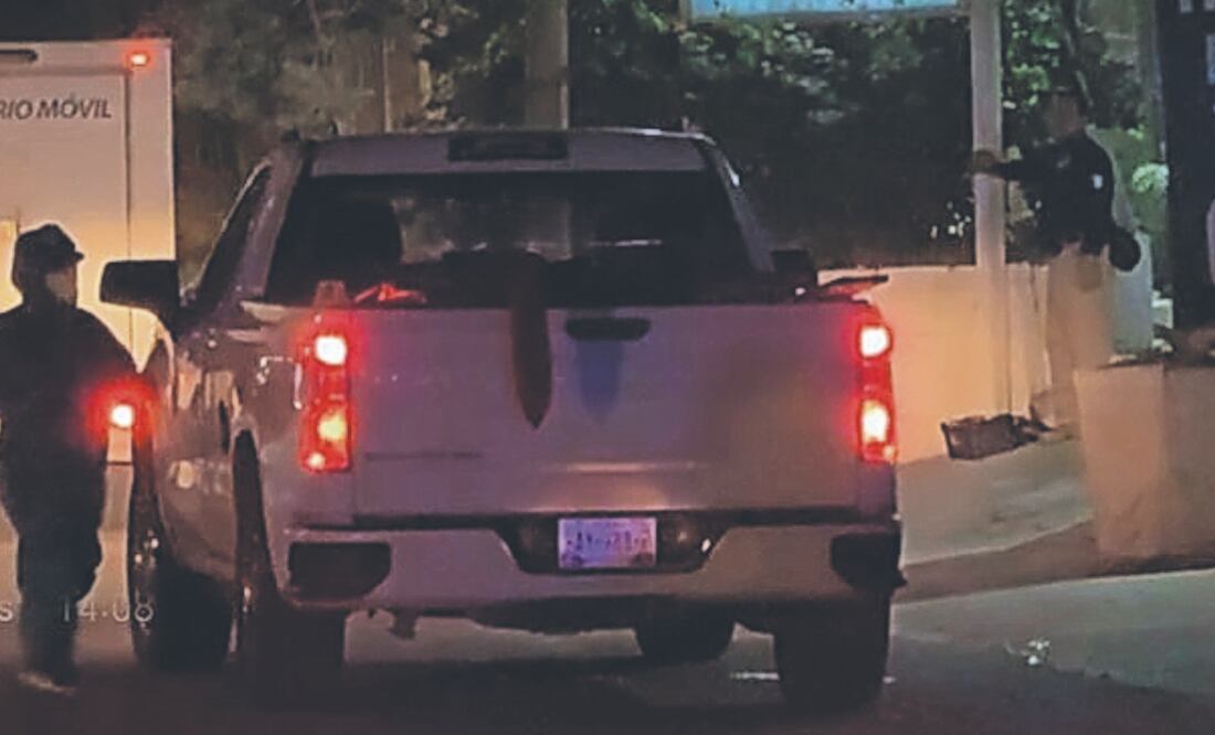 Los 11 cuerpos fueron dejados en la batea de una camioneta blanca en el punto conocido como Parador del Marqués. Foto Especial