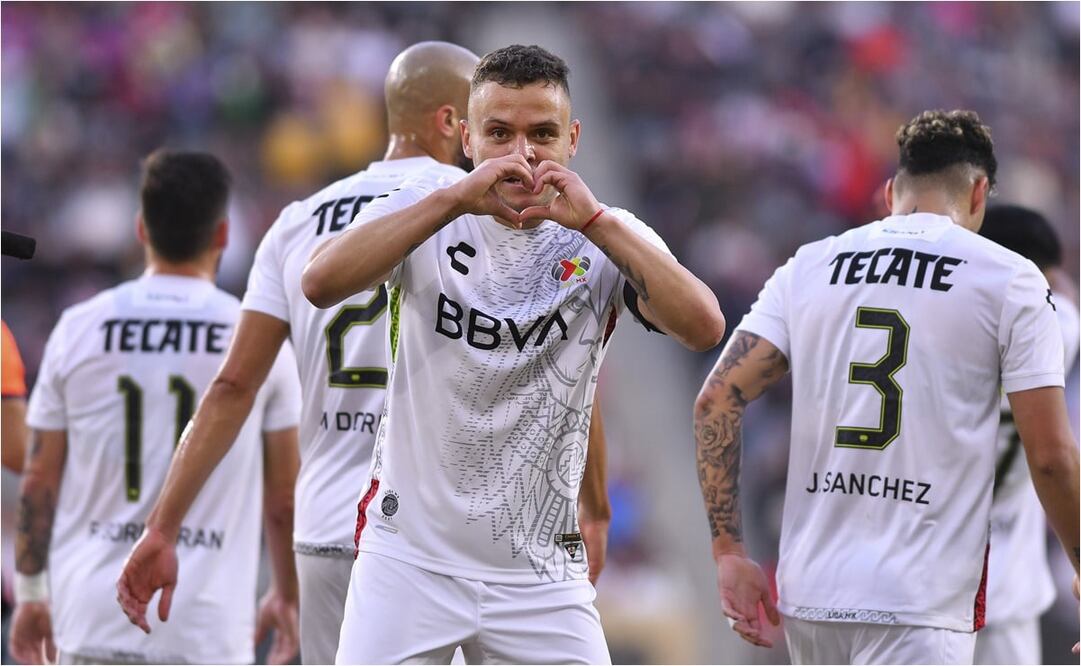 ¿Cómo llegará Jonathan Rodríguez al América? - FOTO: IMAGO7