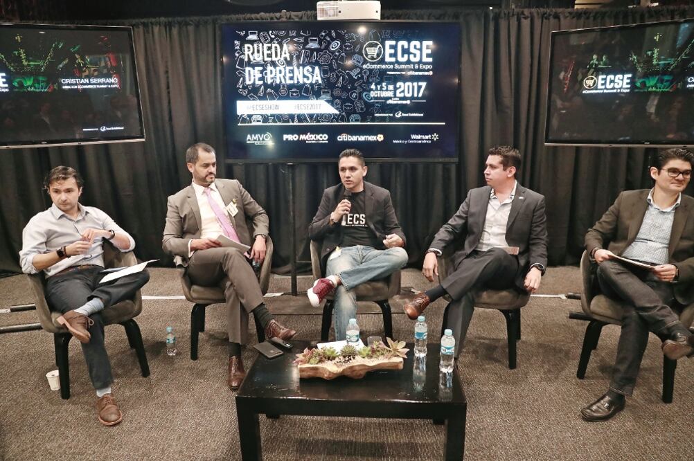 Al anunciar el eCommerce Summit & Expo, se destacó que los compradores por internet en México están protegidos, pues las operaciones las respaldan los comercios, las plataformas de cobro y las instituciones gubernamentales. (ALEJANDRA LEYVA. EL UNIVERSAL)