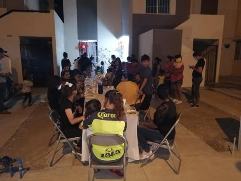 Festejan cumpleaños de niña con cáncer y sólo acude una vecina