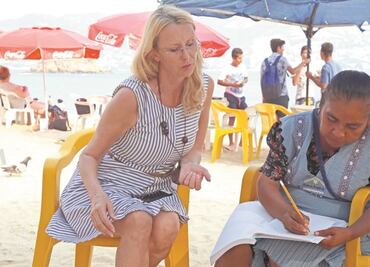 The Swiss woman teaching those in need in Acapulco