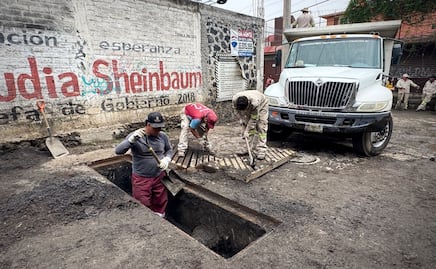 Lluvias causaron más de 40 encharcamientos y caída de 55 árboles; CDMX activó protocolo de atención