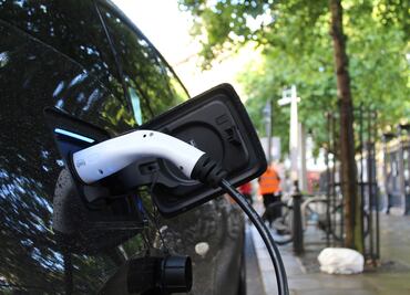 Cómo funcionan los motores de los autos eléctricos