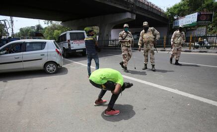 Mexicanos violan confinamiento en India; los castigan escribiendo 500 veces “lo siento”